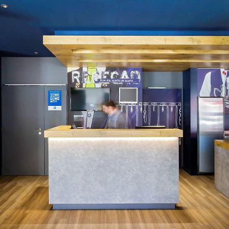Ibis Budget Braga Centro Bagian luar foto