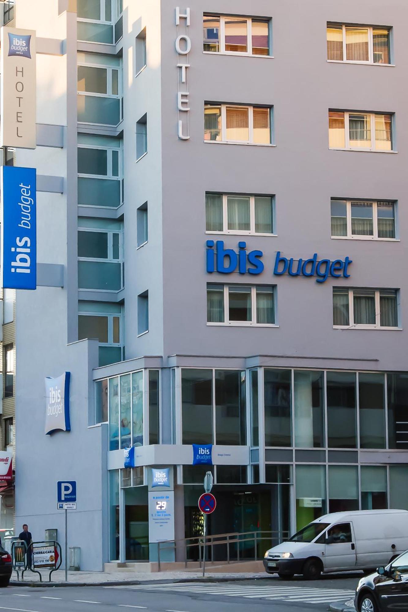Ibis Budget Braga Centro Bagian luar foto