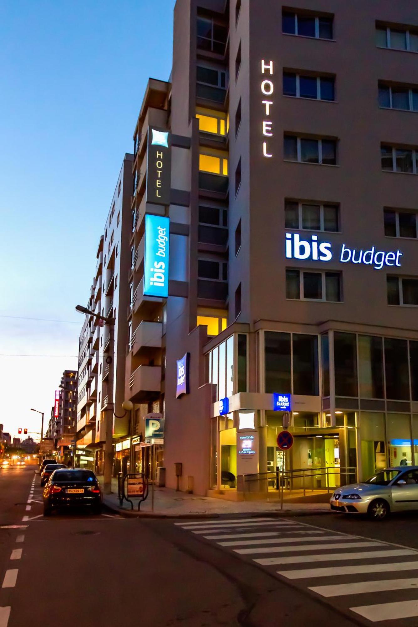 Ibis Budget Braga Centro Bagian luar foto