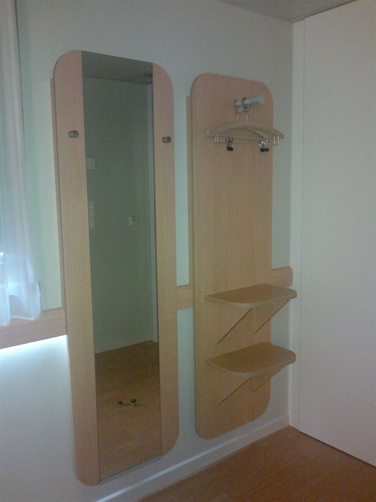 Ibis Budget Braga Centro Bagian luar foto