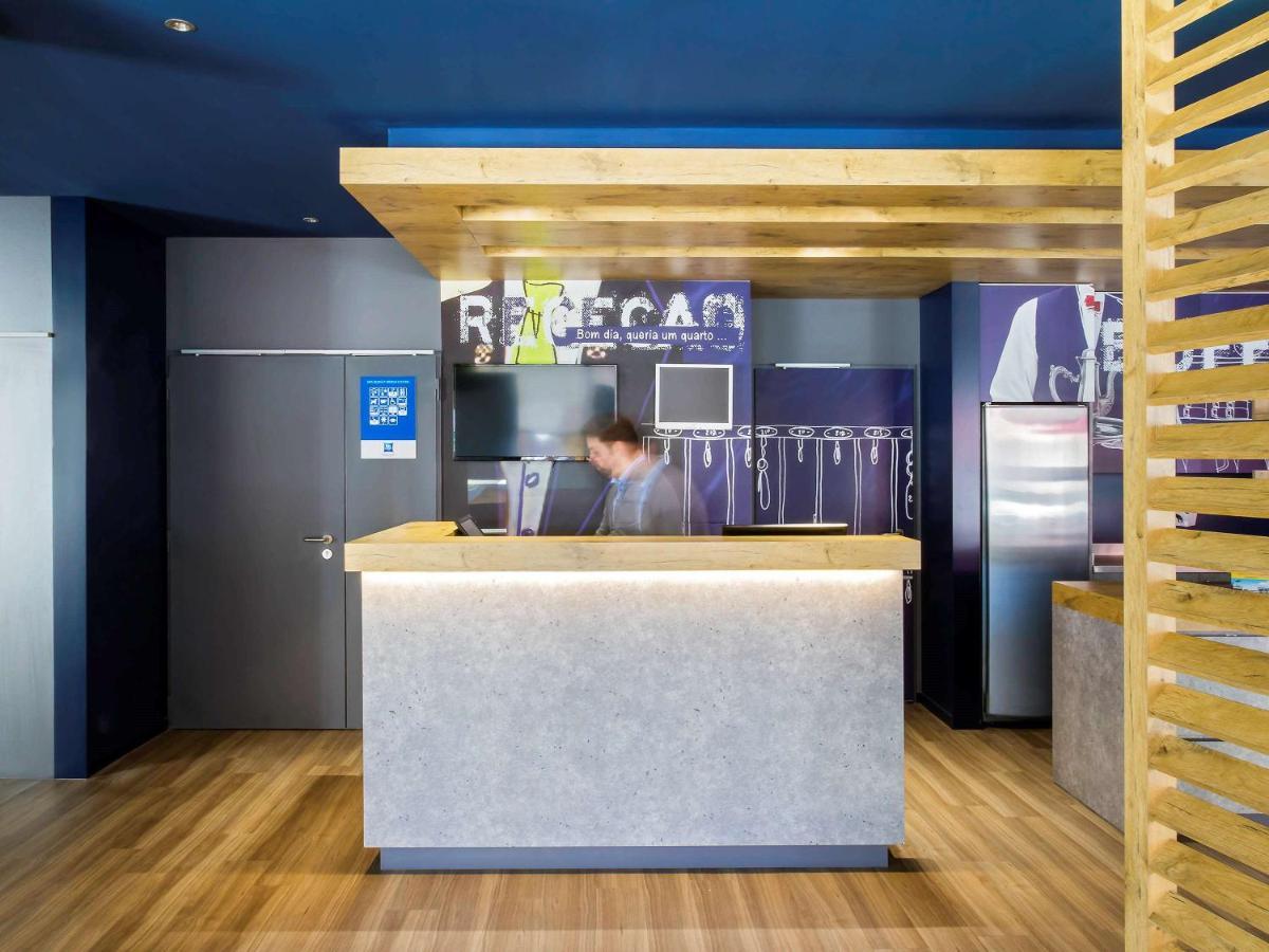 Ibis Budget Braga Centro Bagian luar foto